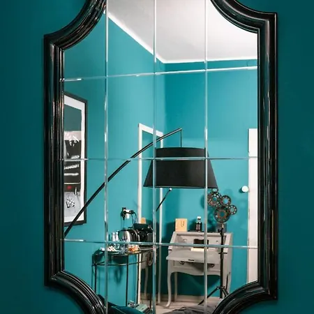 Campana Suites *