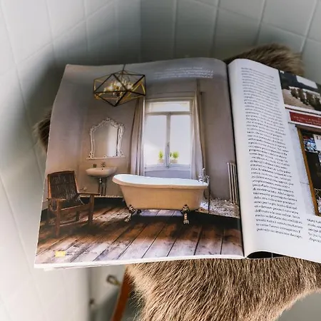 Campana Suites *